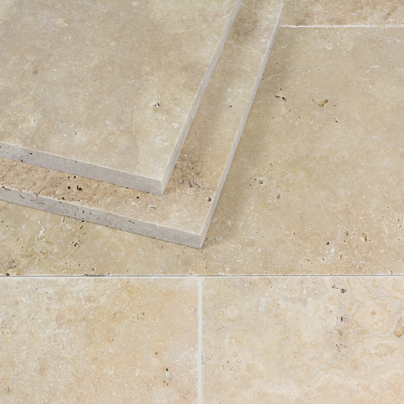 Lydia Classico Travertine Paving Tile - Unfilled & Tumbled Edge