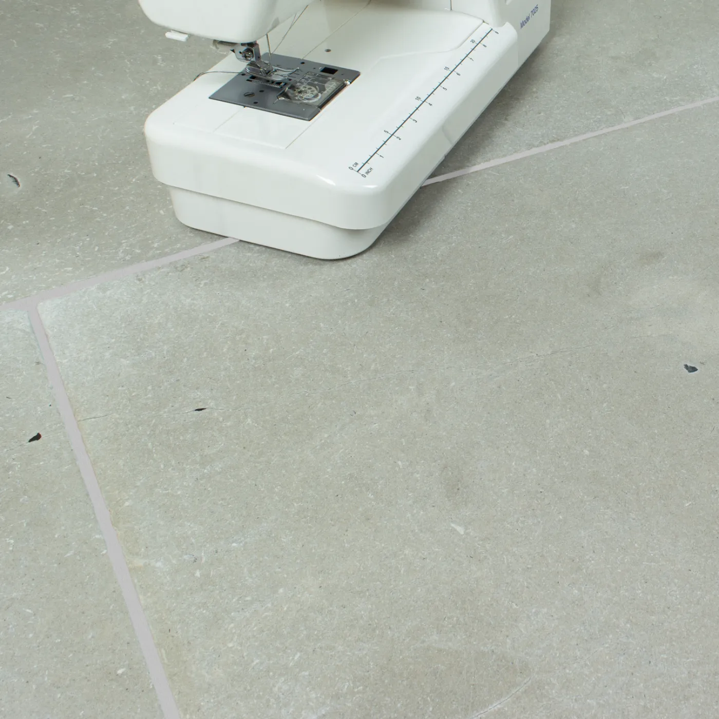 Montpellier Gris Limestone Tile Tumbled Edge 600 x FL x 20 (3)